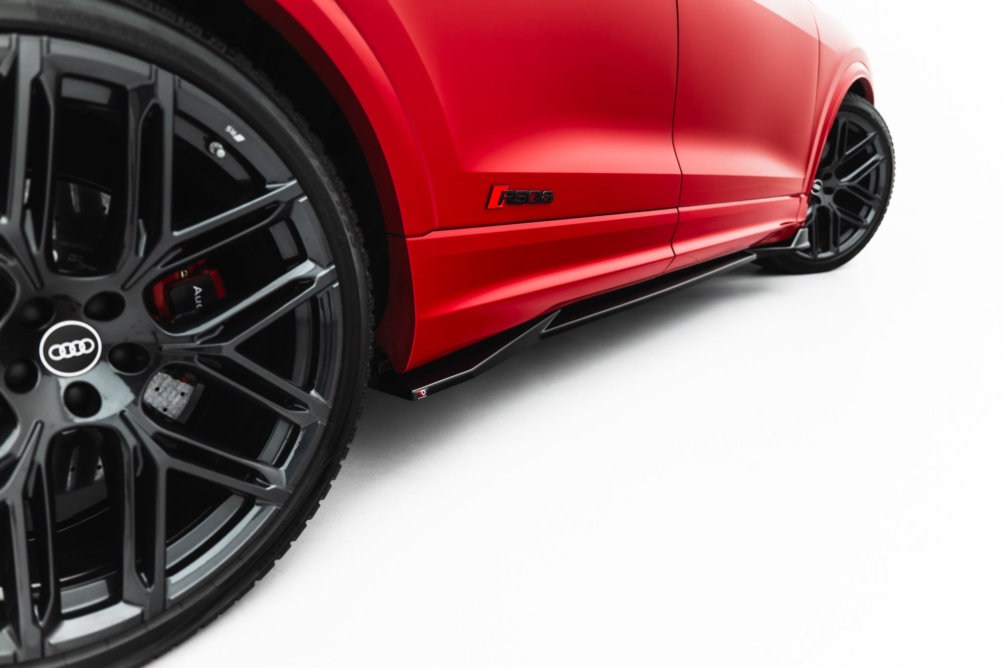 Maxton Design Street+ Seitenschweller Leisten passend für Audi RSQ8 Mk1 Facelift schwarz Hochglanz