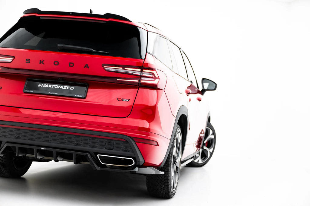 Maxton Design Street+ Mittlerer Diffusor RACE passend für Skoda Kodiaq RS Mk2 schwarz Hochglanz