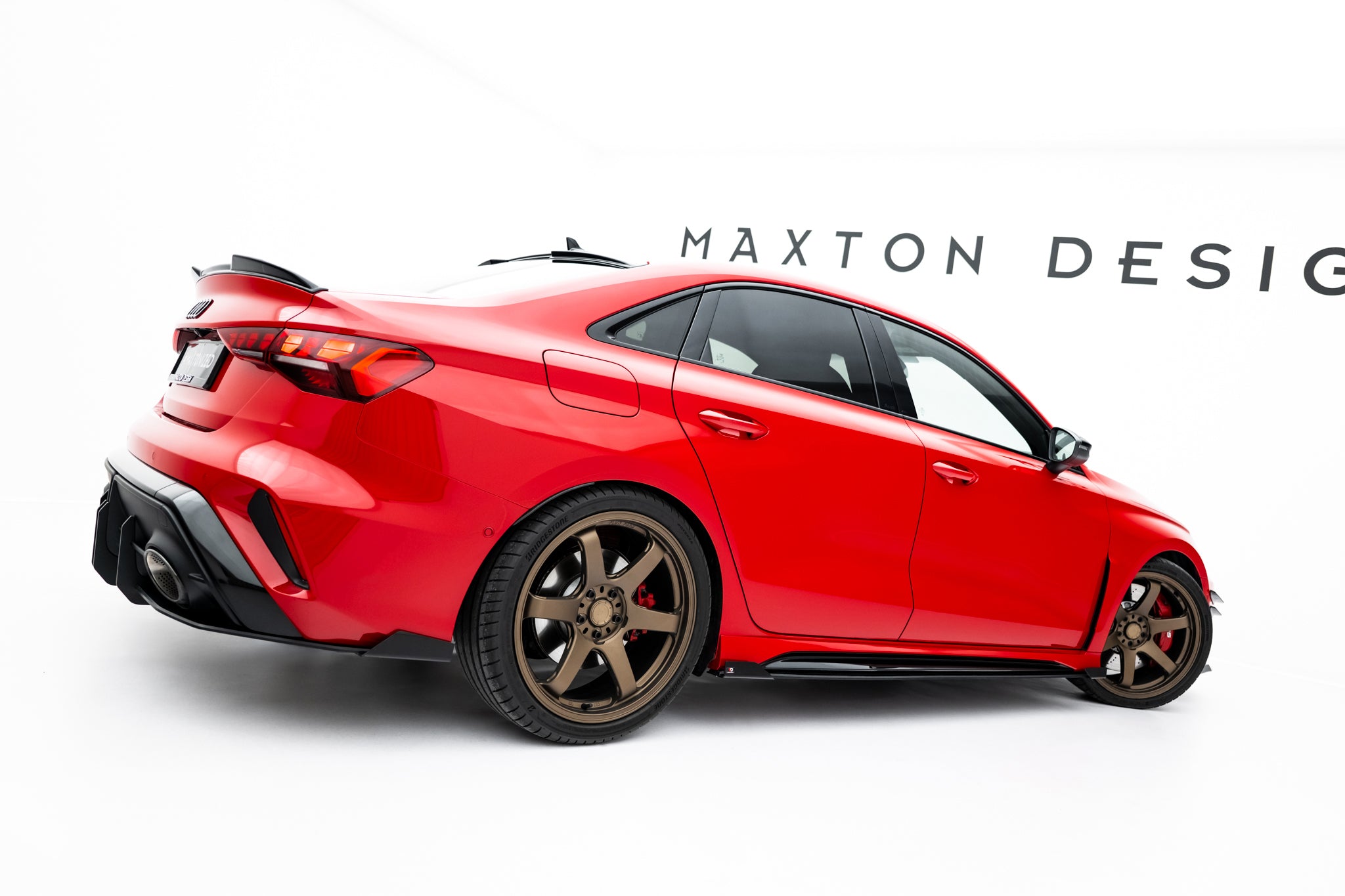 Maxton Design Street Pro Street+ Seitenschweller Leisten + Flaps passend für Audi RS3 Sportback 8Y Facelift schwarz Hochglanz