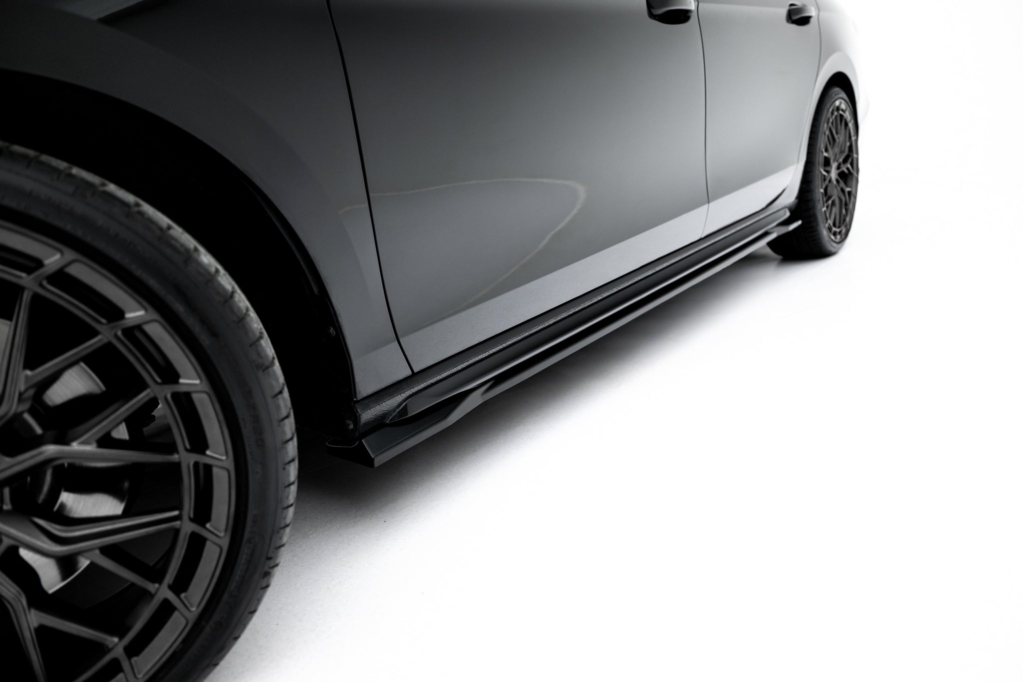 Maxton Design Street+ Seitenschweller Leisten passend für V.1 passend für Skoda Superb Sportline Mk4 schwarz Hochglanz