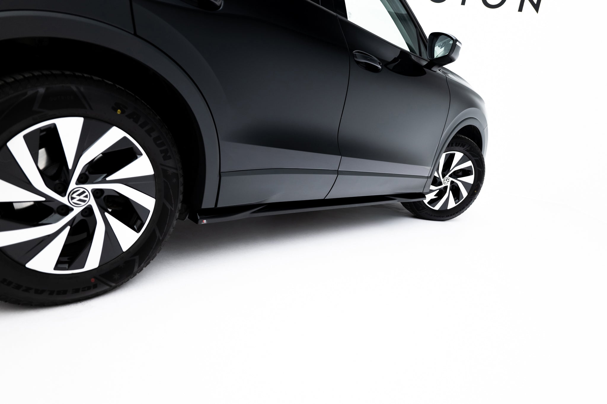Maxton Design Street+ Seitenschweller Leisten passend für VW Tiguan Mk3 schwarz Hochglanz