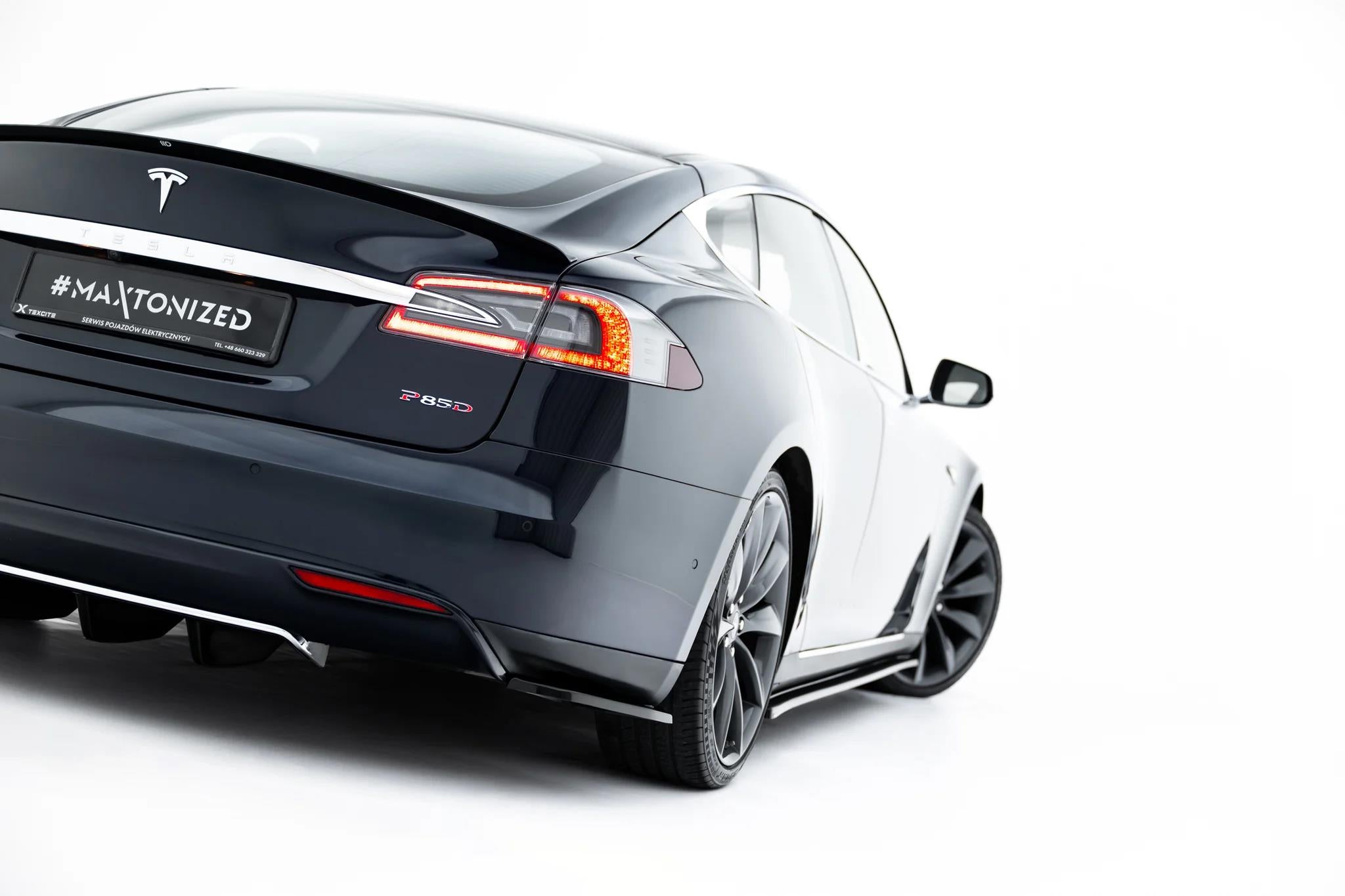 Maxton Design Heck Ansatz Flaps Diffusor V.1 passend für Tesla Model S Mk1 schwarz Hochglanz