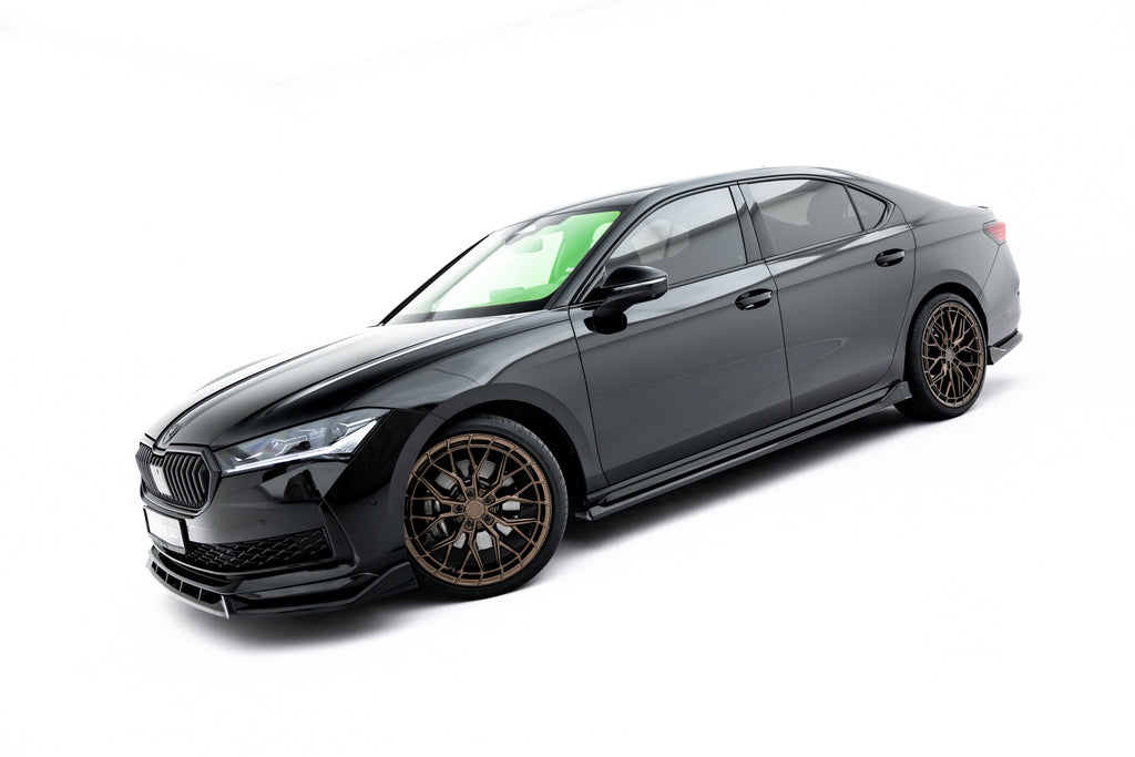 Maxton Design Street+ Seitenschweller Leisten V.2 passend für Skoda Superb Sportline Mk4 schwarz Hochglanz
