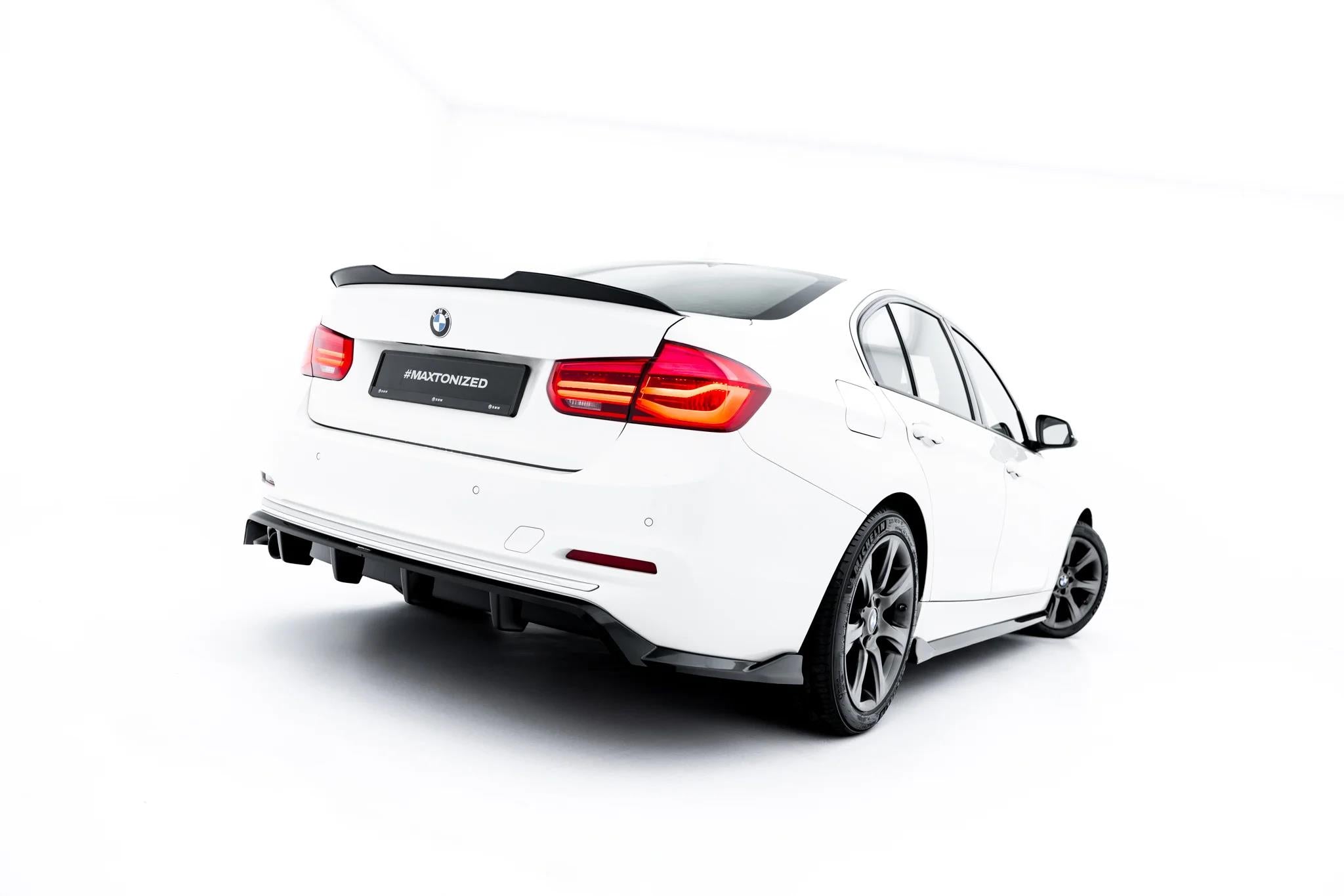 Maxton Design Street+ Mittlerer Diffusor RACE passend für BMW 3er Sportline Limousine / Touring F30 / F31 schwarz Hochglanz