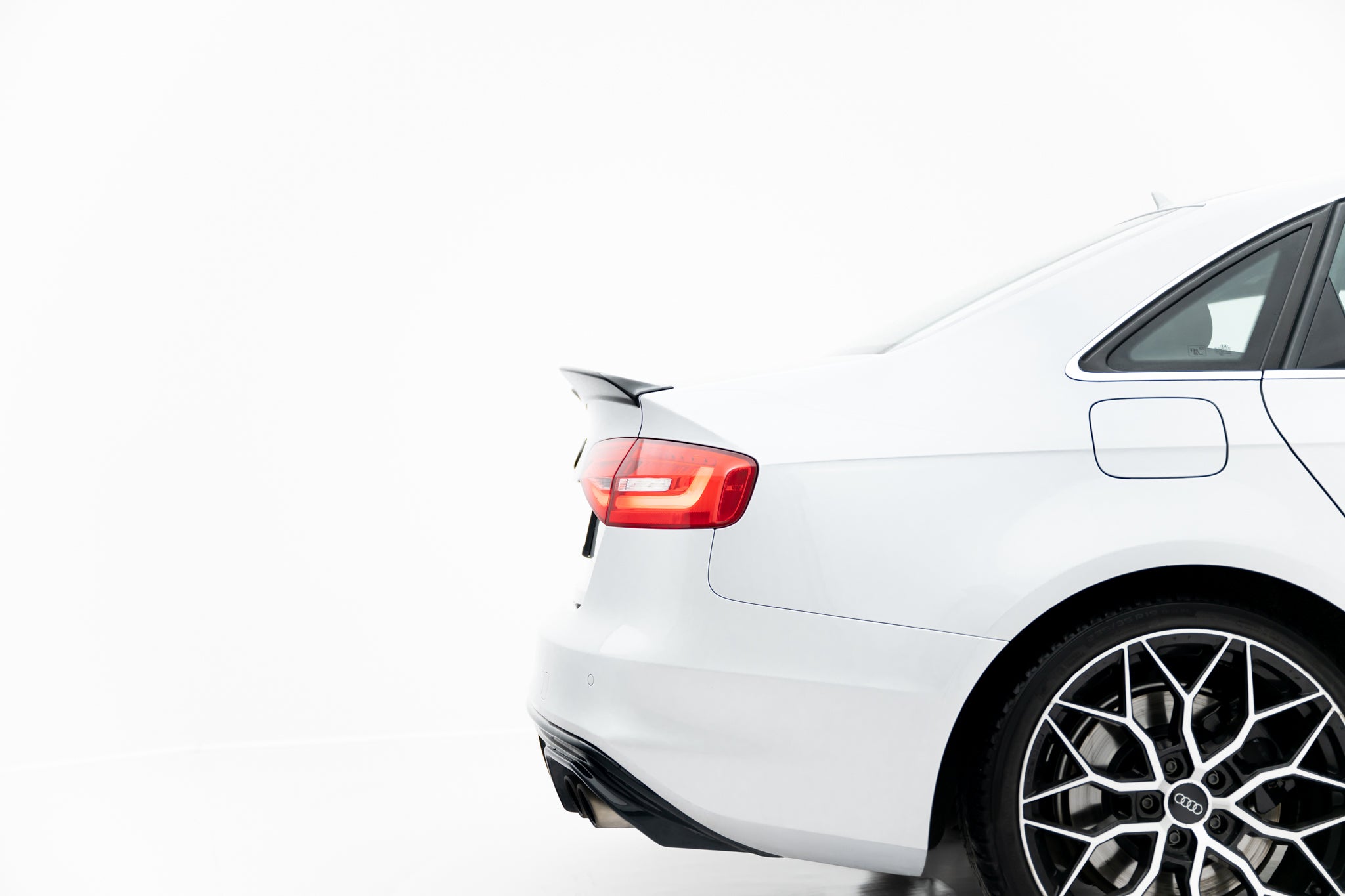 Maxton Design Spoiler CAP 3D passend für Audi S4 Limousine B8 Facelift schwarz Hochglanz