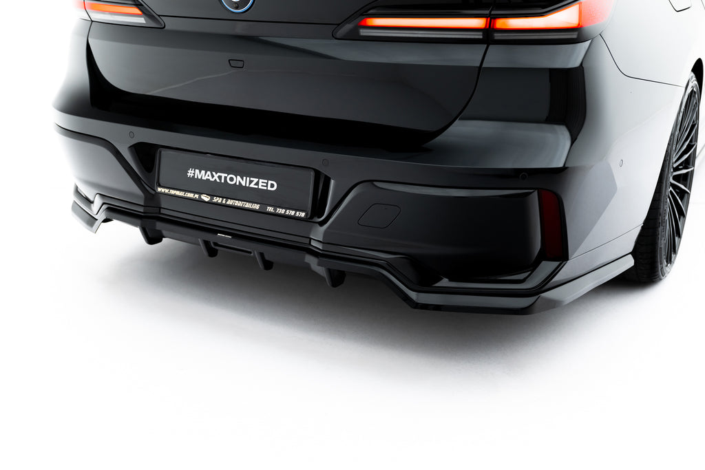 Maxton Design Street+ Mittlerer Diffusor RACE V.2 passend für BMW 7 M-Paket G70 schwarz Hochglanz