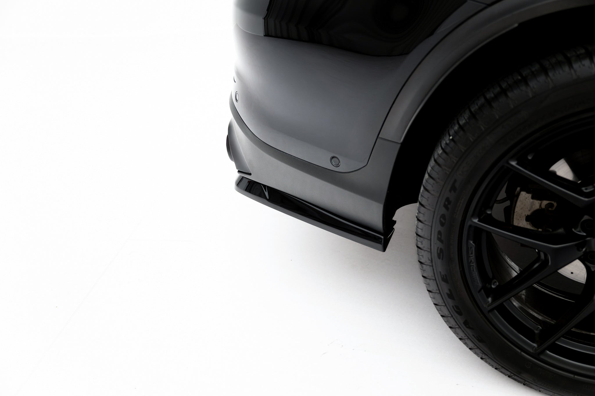 Maxton Design Street+ Mittlerer Diffusor RACE passend für Mercedes-AMG GLC 43 SUV X253 Facelift schwarz Hochglanz