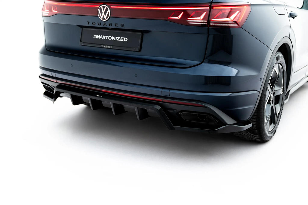 Maxton Design Street+ Mittlerer Diffusor Race Passend für VW Touareg Elegance Mk3 Facelift Schwarz Hochglanz
