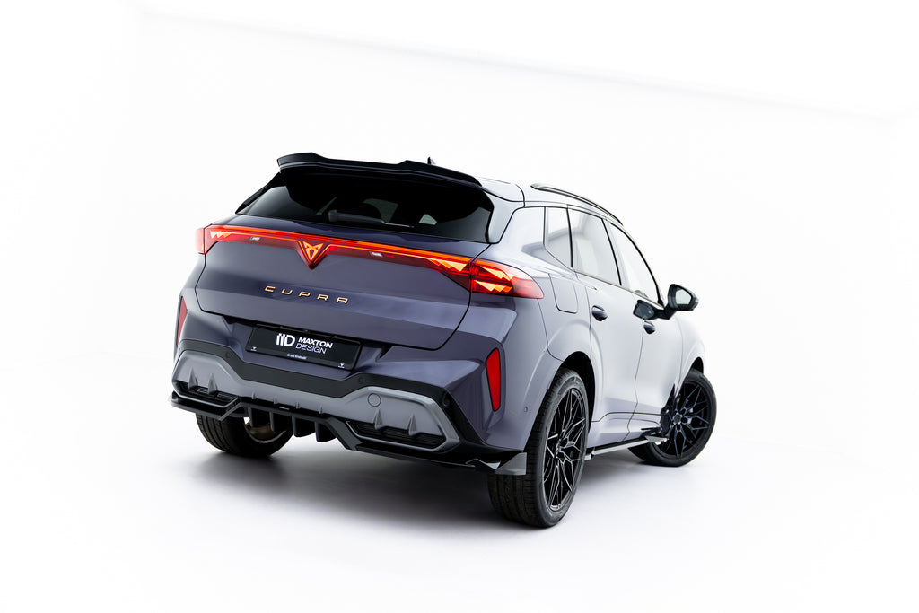 Maxton Design Street+ Mittlerer Diffusor RACE passend für V.1 Cupra Terramar Mk1 (Version ohne Anhängerkupplung) schwarz Hochglanz