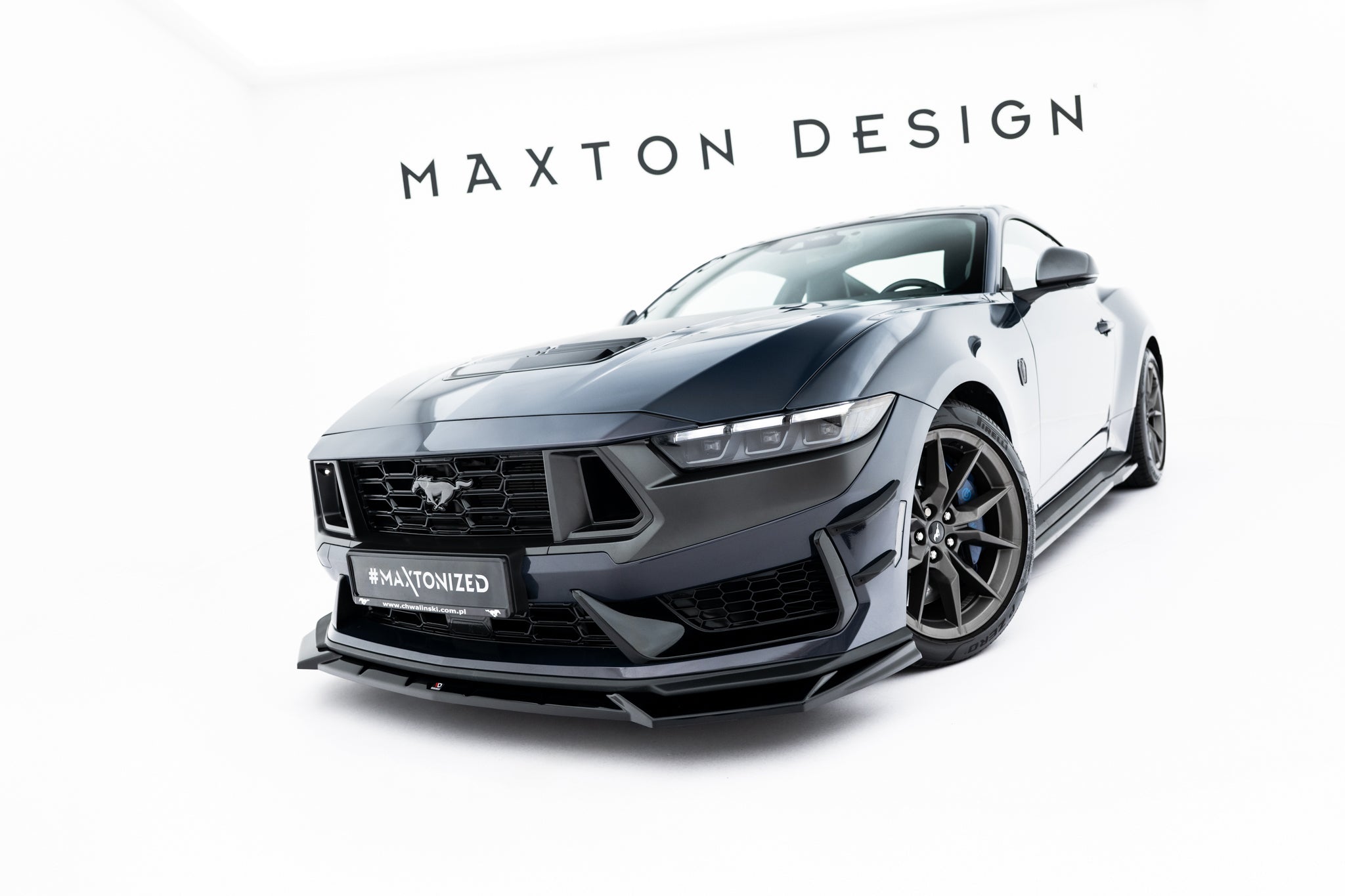 Maxton Design Street+ Spoilerlippe Front Ansatz V.1 passend für Ford Mustang Dark Horse Mk7 schwarz Hochglanz