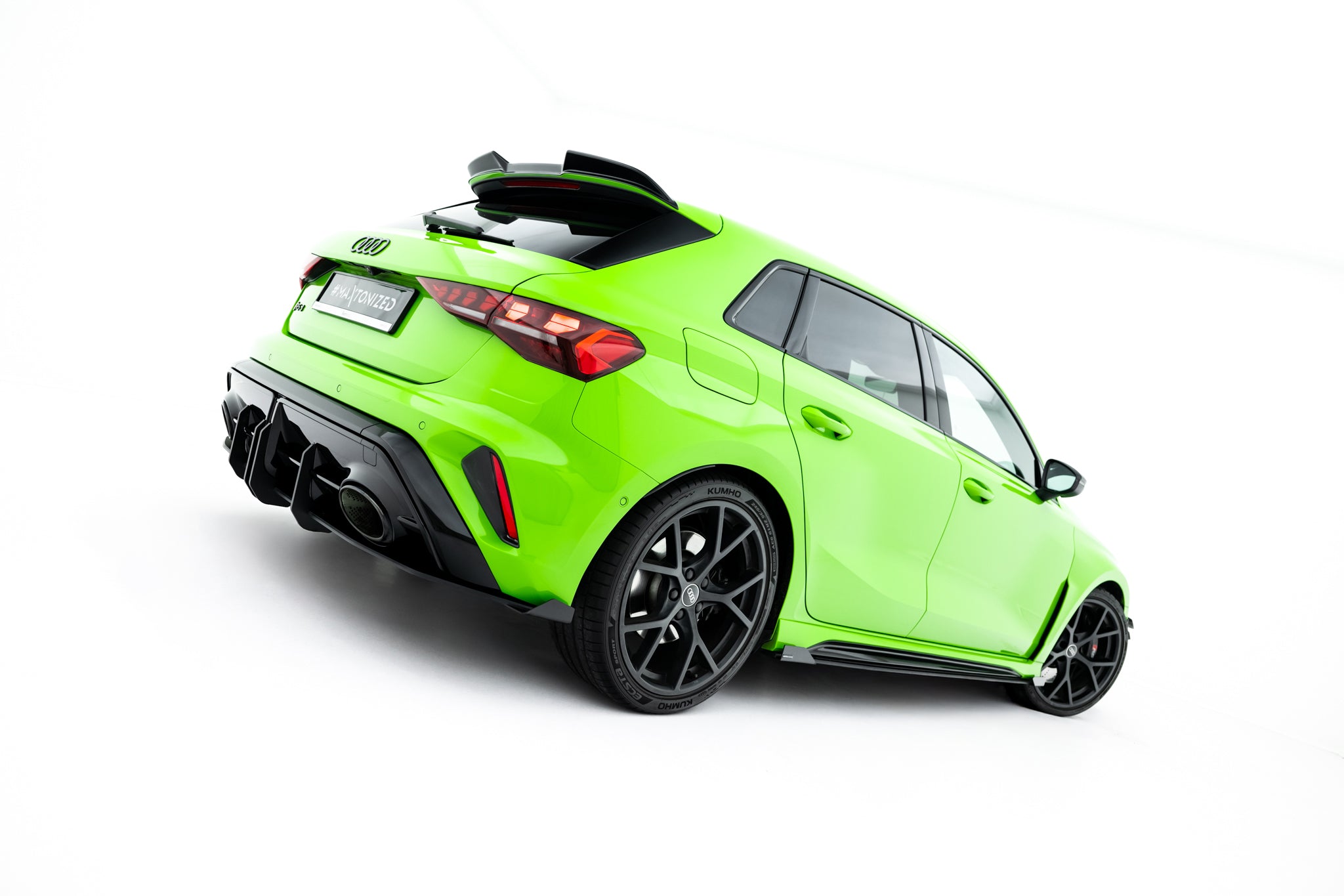 Maxton Design Hintere Seiten Flaps passend für Audi RS3 Sportback 8Y Facelift schwarz Hochglanz