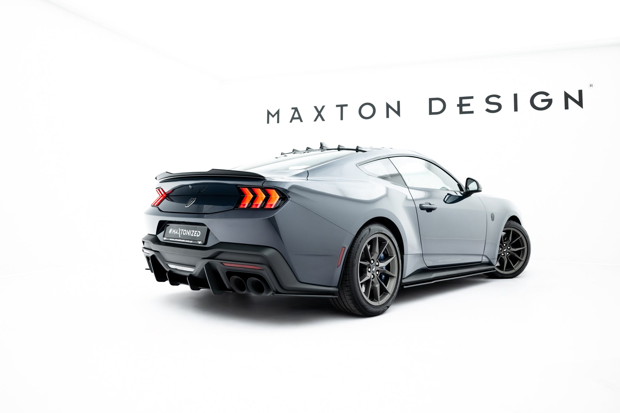 Maxton Design Street Pro Heck Ansatz Flaps Diffusor passend für Ford Mustang Dark Horse Mk7