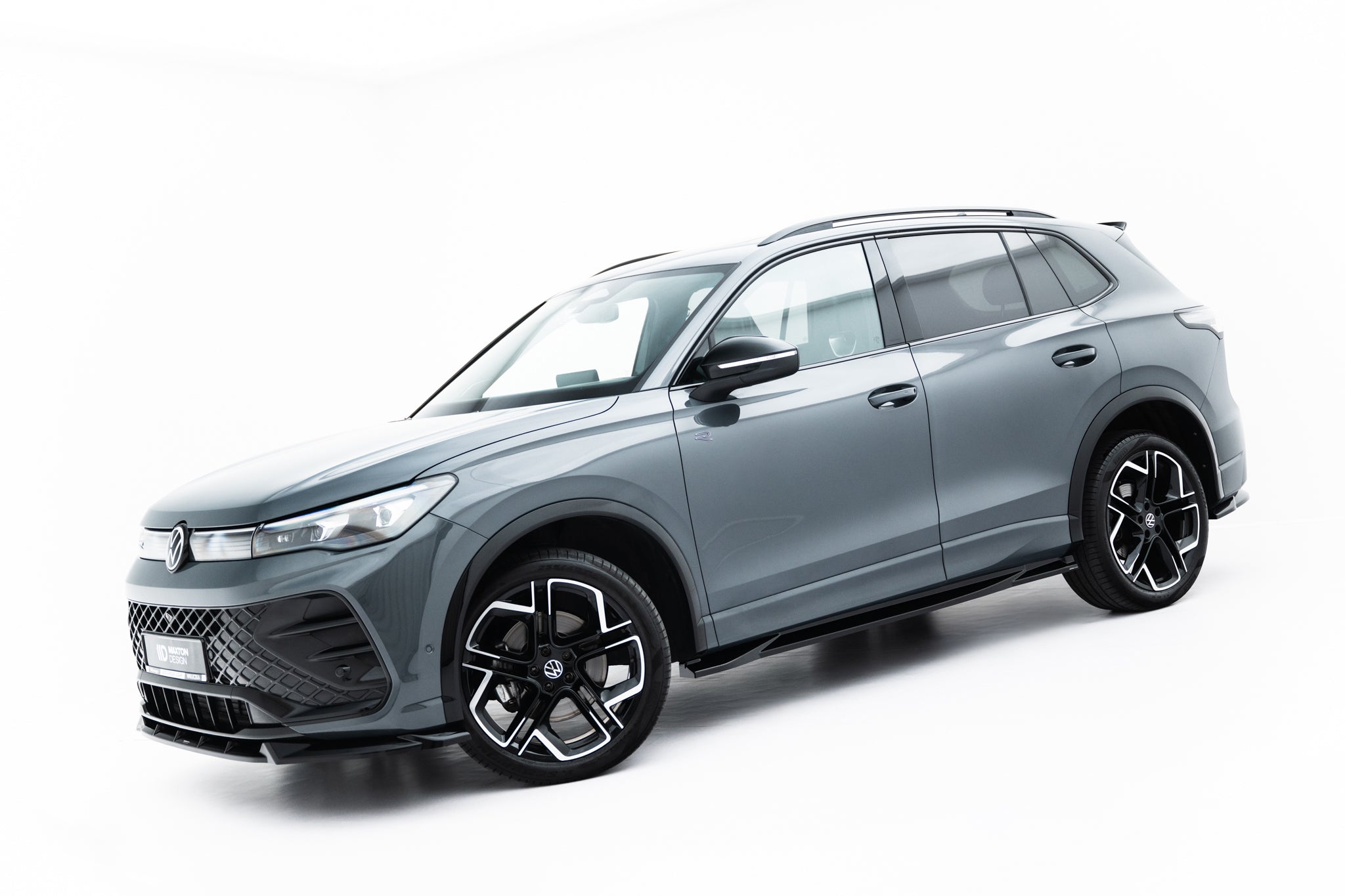 Maxton Design Street+ Seitenschweller Leisten passend für VW Tiguan R-Line Mk3 schwarz Hochglanz