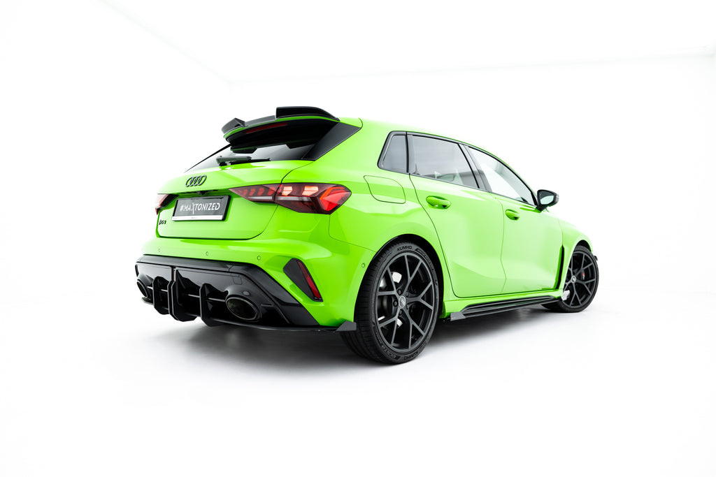 Maxton Design Street Pro Heckschürze + Flaps passend für Audi RS3 Sportback 8Y Facelift schwarz Hochglanz