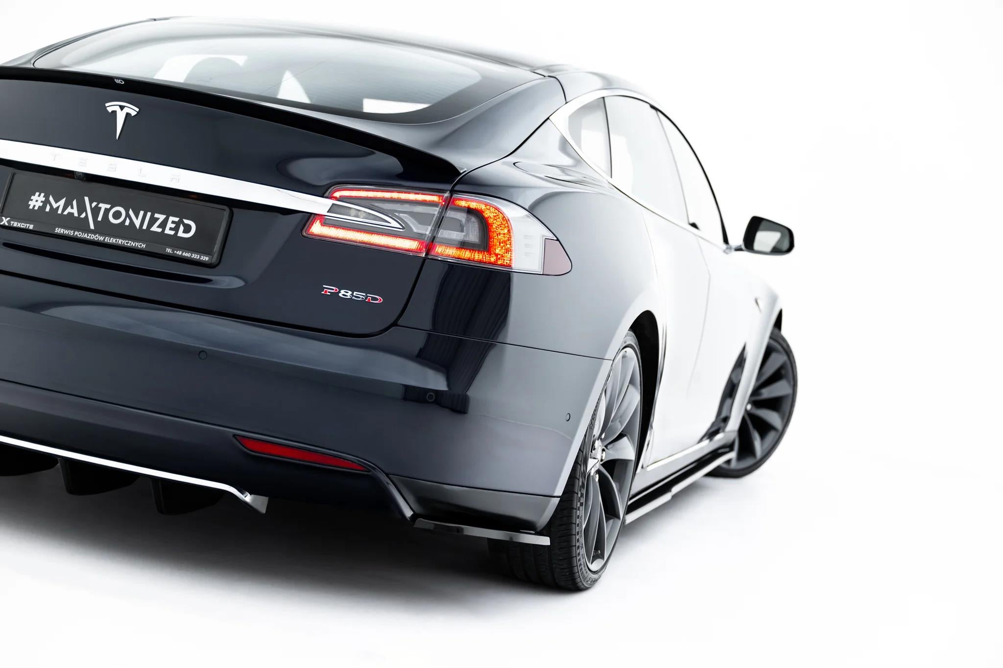 Maxton Design Heck Ansatz Flaps Diffusor V.2 passend für Tesla Model S Mk1 schwarz Hochglanz