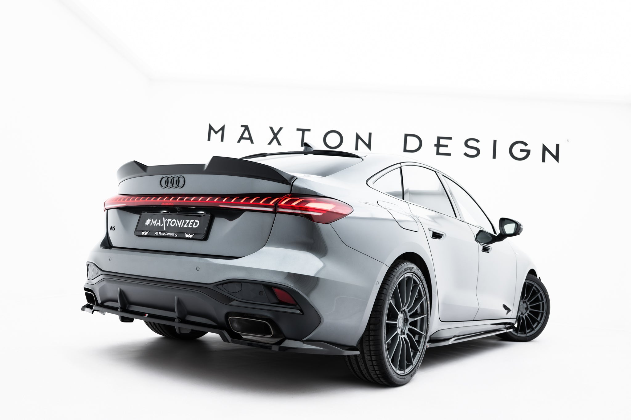 Maxton Design Spoiler CAP 3D passend für Audi A5 S-Line / S5 Limousine B10 schwarz Hochglanz