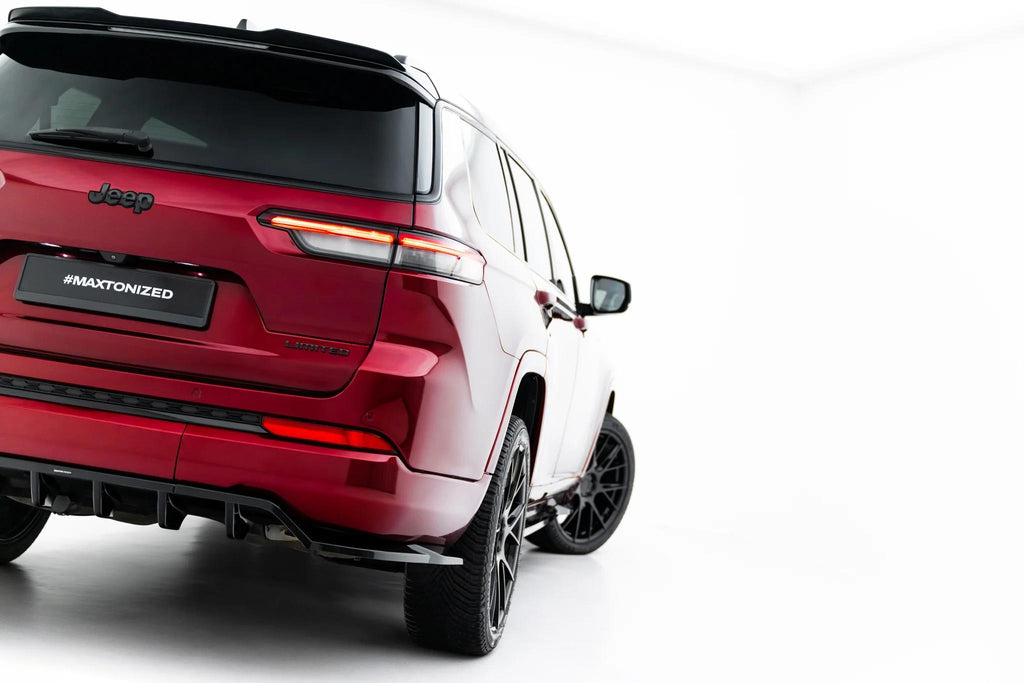 Maxton Design Street+ Mittlerer Diffusor RACE passend für Jeep Grand Cherokee L Mk5 schwarz Hochglanz