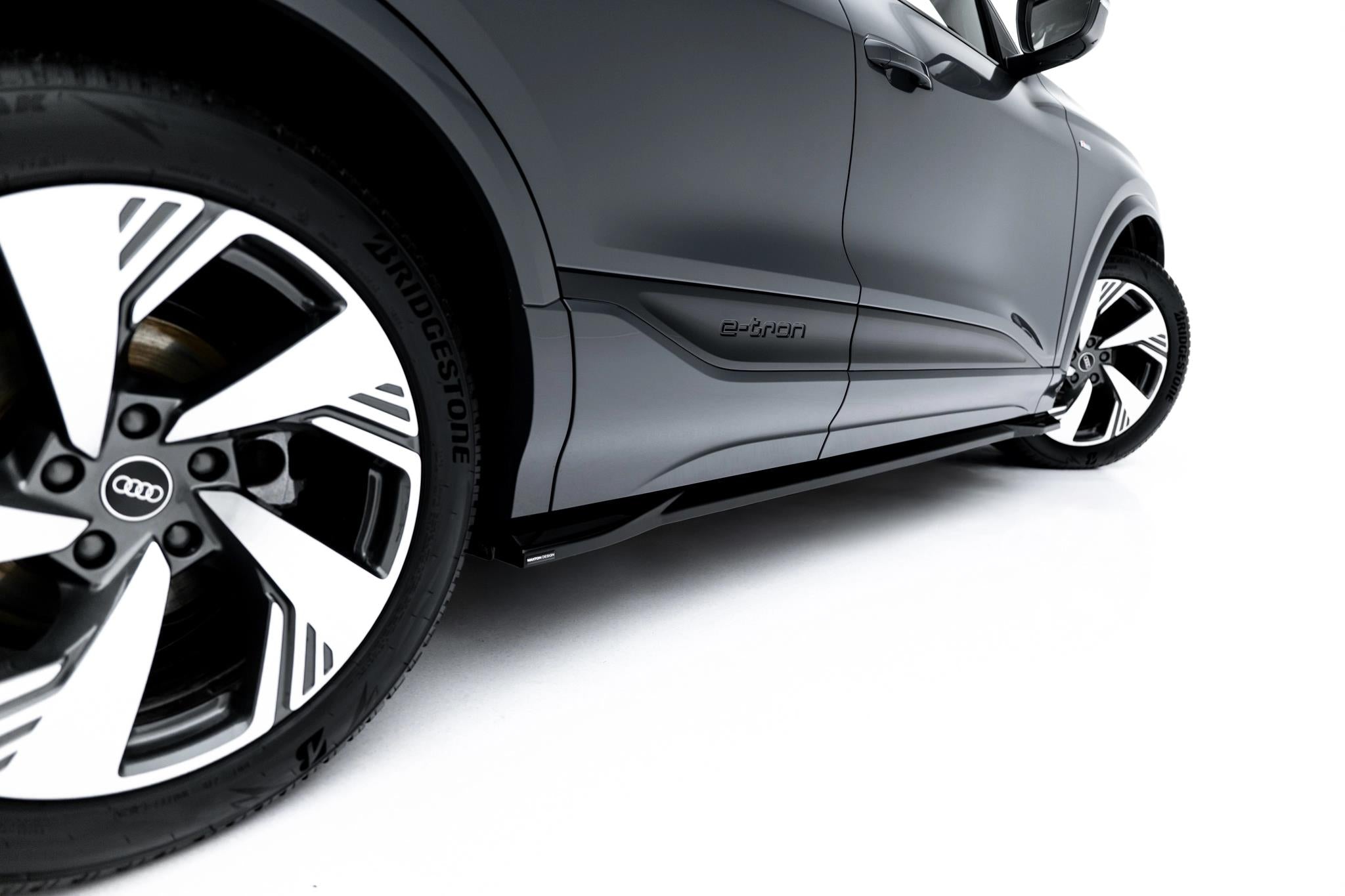 Maxton Design Street+ Seitenschweller Leisten passend für Audi Q6 e-tron Standard / S-Line / SQ6 e-tron SUV / Sportback Mk1 schwarz Hochglanz