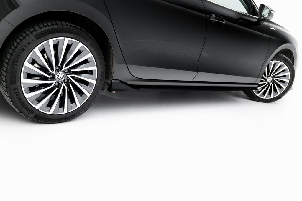 Maxton Design Street+ Seitenschweller Leisten V.2 passend für Skoda Superb Mk4 schwarz Hochglanz