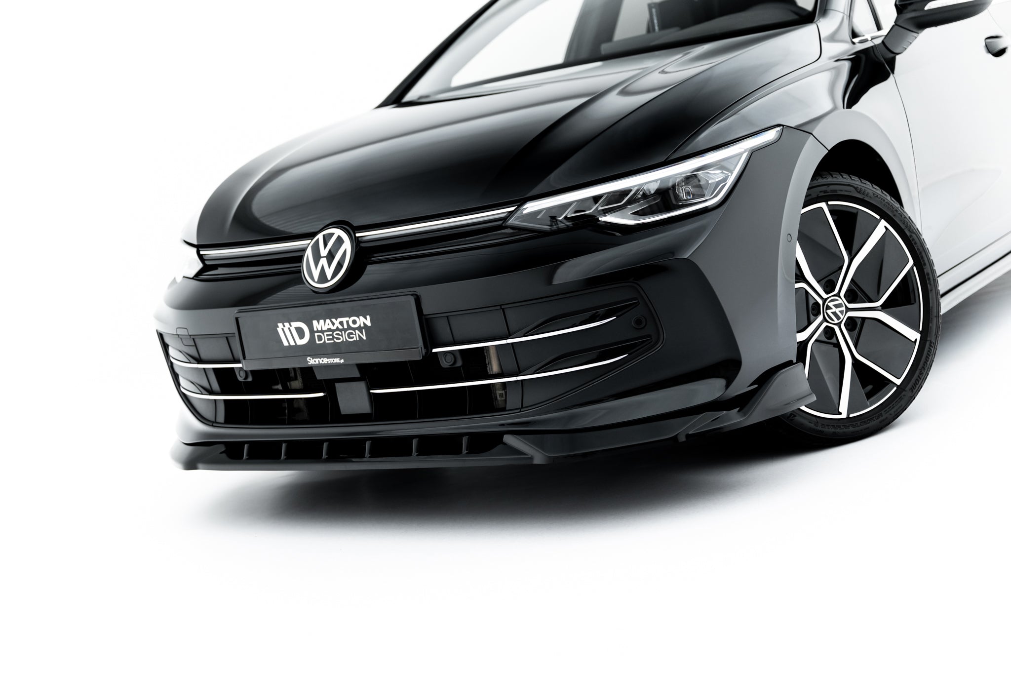 Maxton Design Street+ Spoilerlippe Front Ansatz passend für VW Golf Variant Mk8 Facelift schwarz Hochglanz
