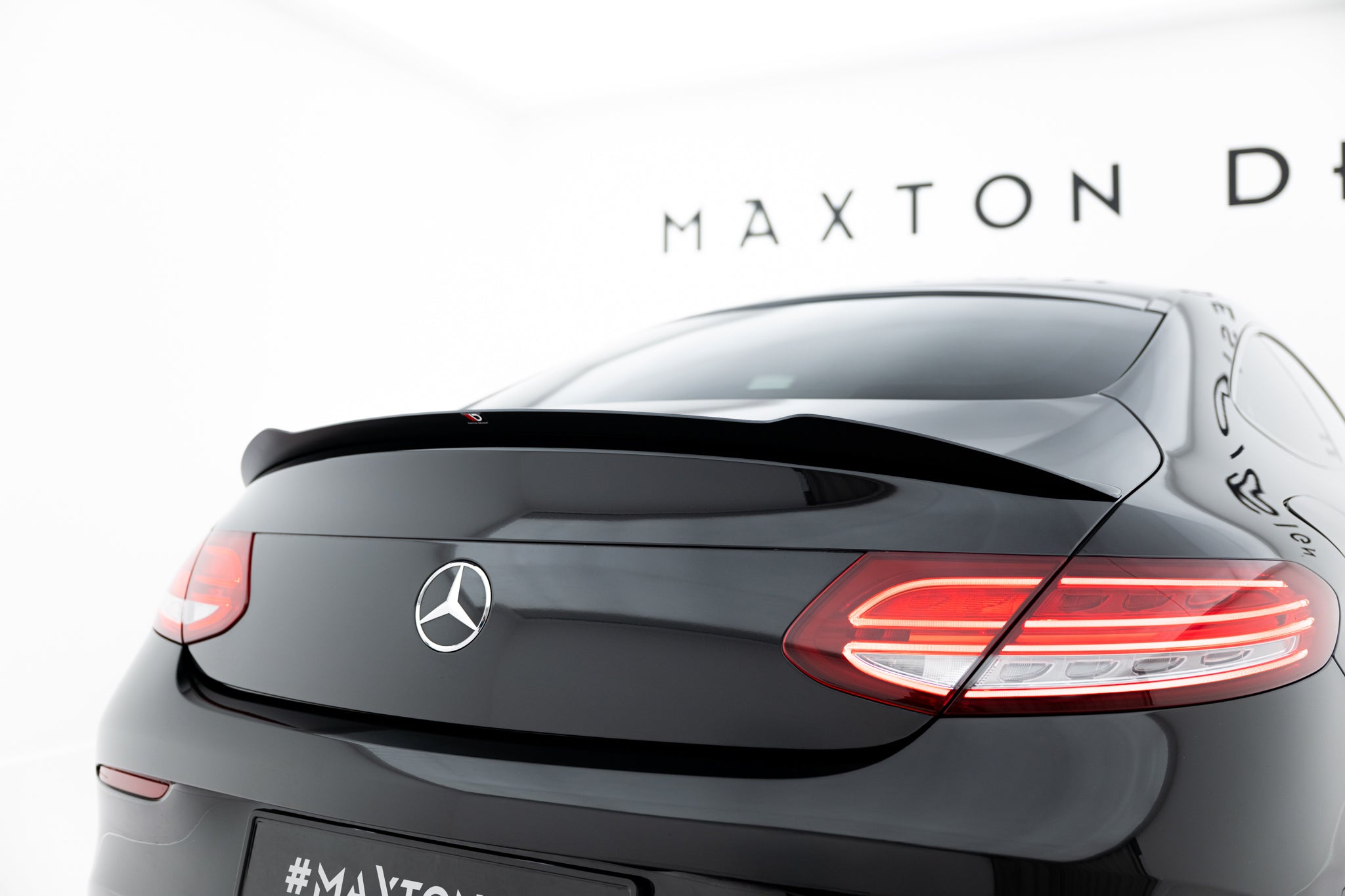 Maxton Design Spoiler CAP passend für Mercedes- Benz C Coupe AMG-Line C205 schwarz Hochglanz