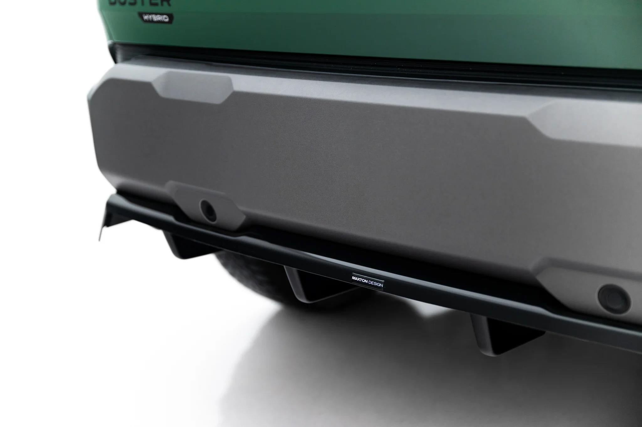 Maxton Design Street+ Mittlerer Diffusor Race Passend für Dacia Duster Mk3 Schwarz Hochglanz