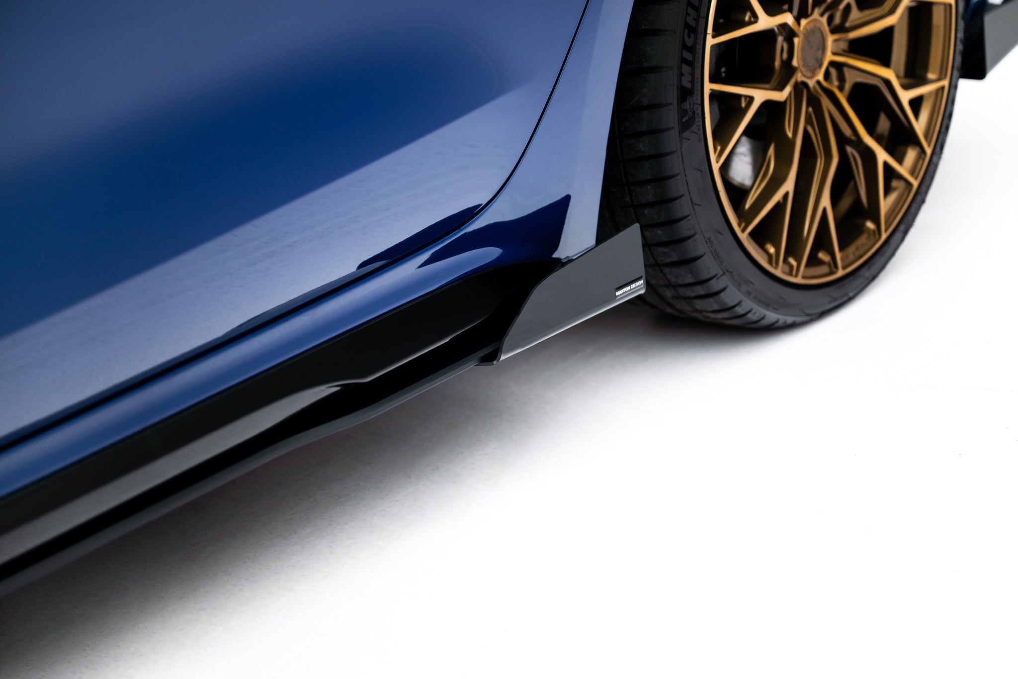 Maxton Design Street Pro Street+ Seitenschweller Leisten + Flaps passend für Audi A5 S-Line / S5 Limousine / Avant B10 schwarz Hochglanz