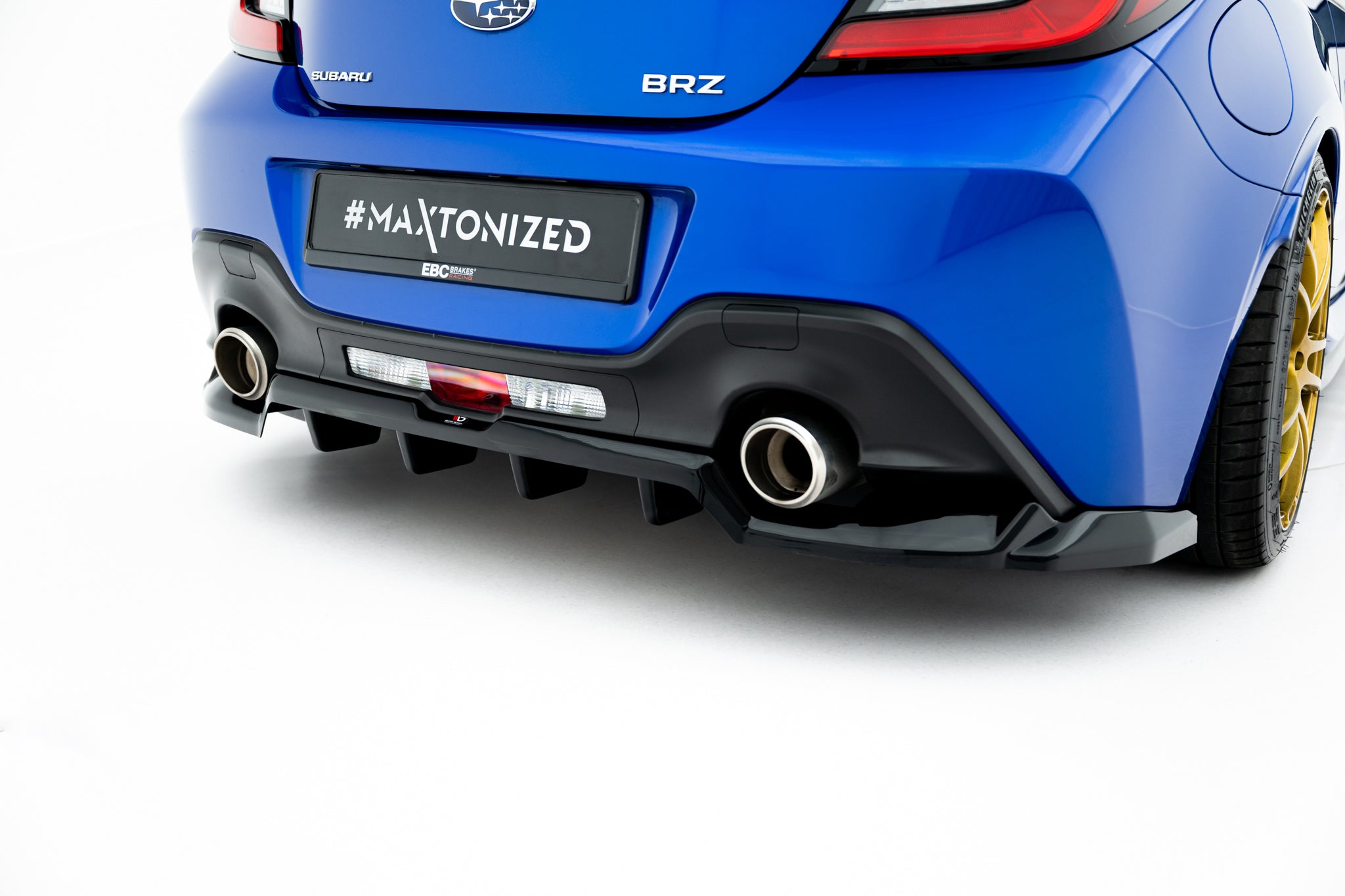 Maxton Design Street+ Mittlerer Diffusor RACE passend für V.1 Subaru BRZ Mk2 schwarz Hochglanz