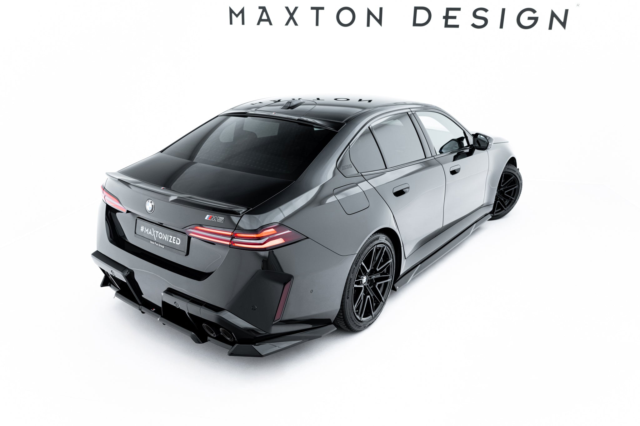 Maxton Design Street+ Mittlerer Diffusor RACE passend für BMW M5 Limousine / Touring G90 schwarz Hochglanz