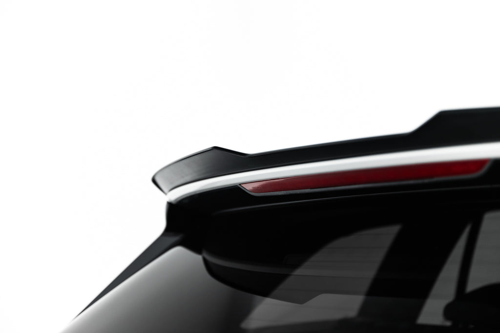 Maxton Design Spoiler CAP passend für VW Golf Variant Mk8 Facelift schwarz Hochglanz