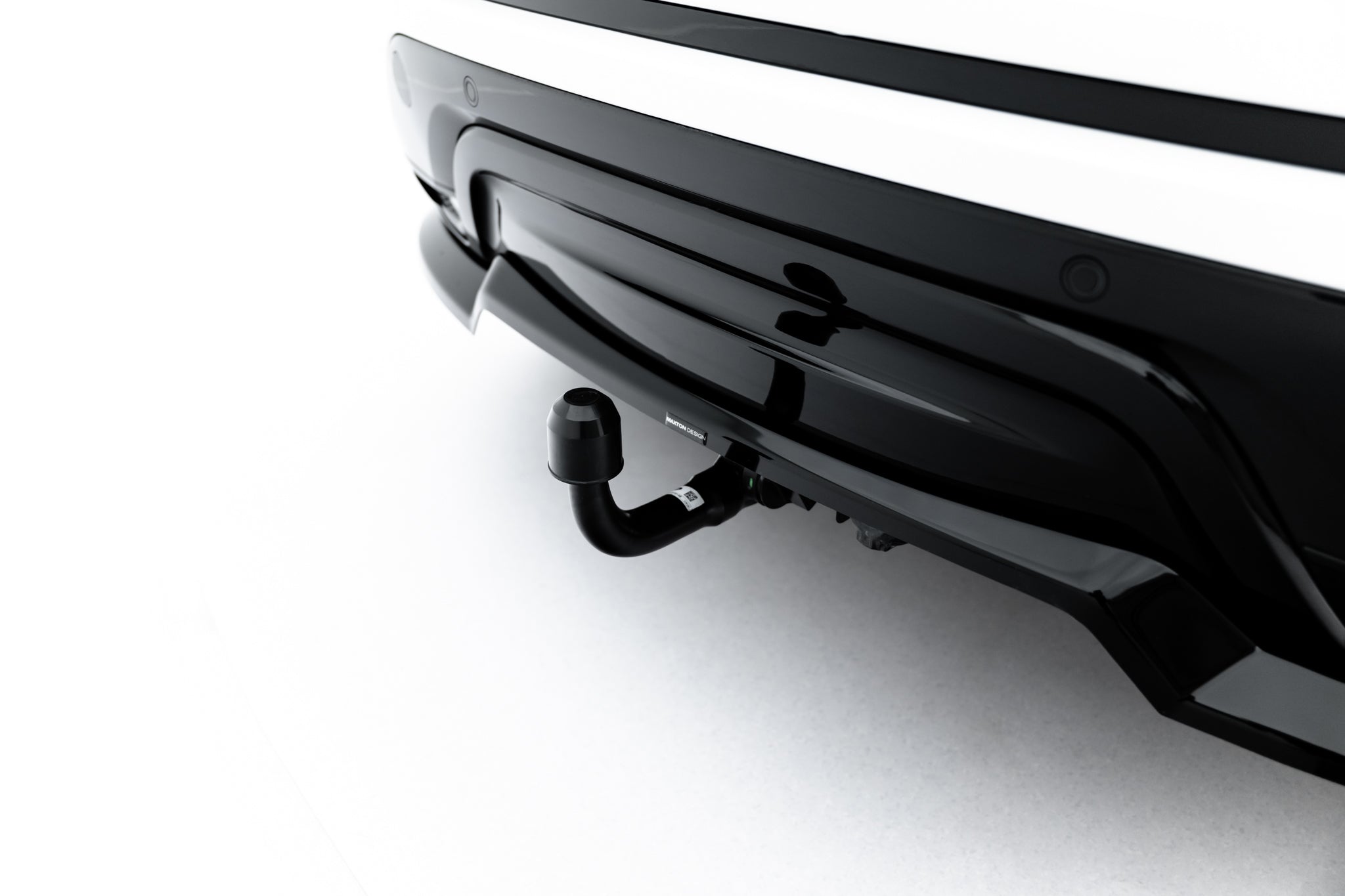 Maxton Design Street+ Mittlerer Diffusor RACE passend für Land Rover Range Rover Evoque Dynamic Mk2 schwarz Hochglanz