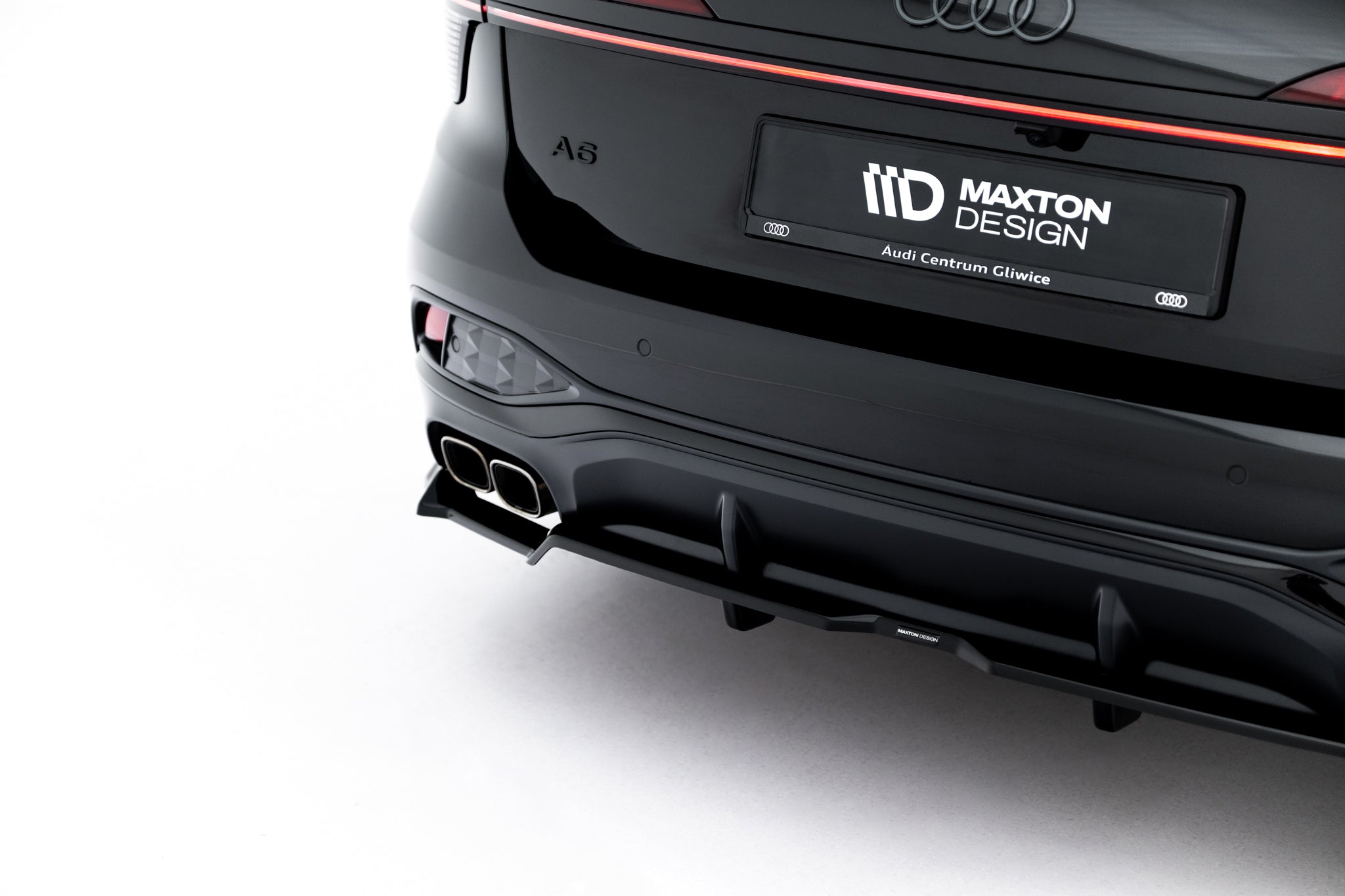 Maxton Design Street+ Mittlerer Diffusor RACE passend für V.1 Audi A6 S-Line C9 schwarz Hochglanz