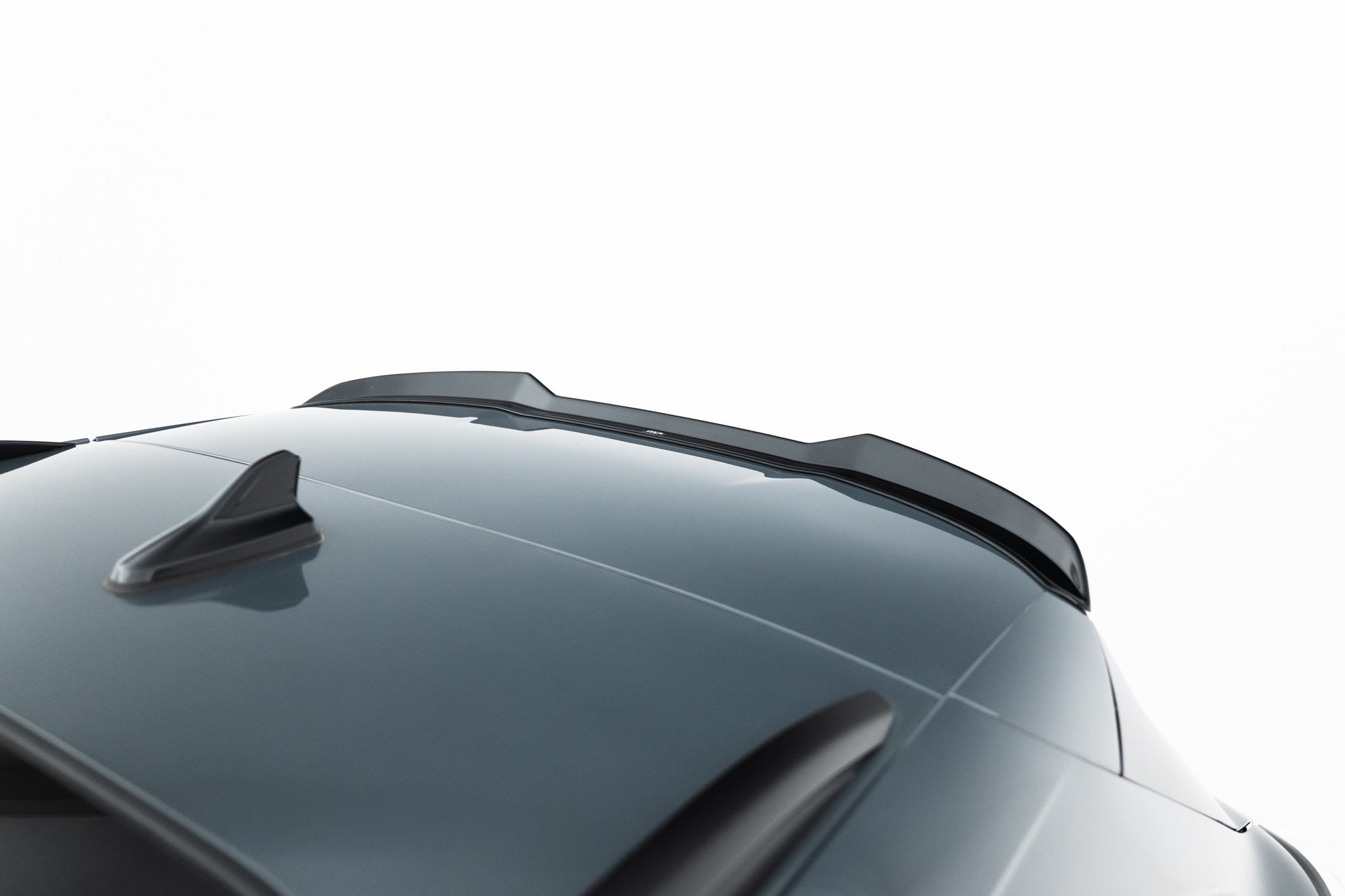 Maxton Design Spoiler CAP passend für VW Tiguan R-Line Mk3 schwarz Hochglanz