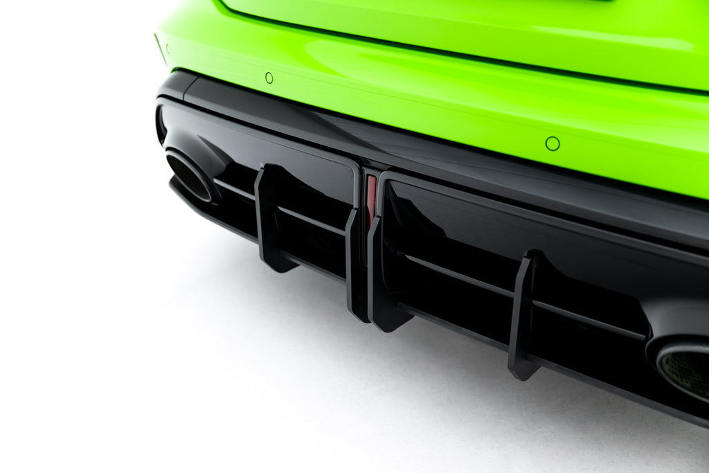 Maxton Design Street Pro Heckschürze + Flaps passend für Audi RS3 Sportback 8Y Facelift schwarz Hochglanz
