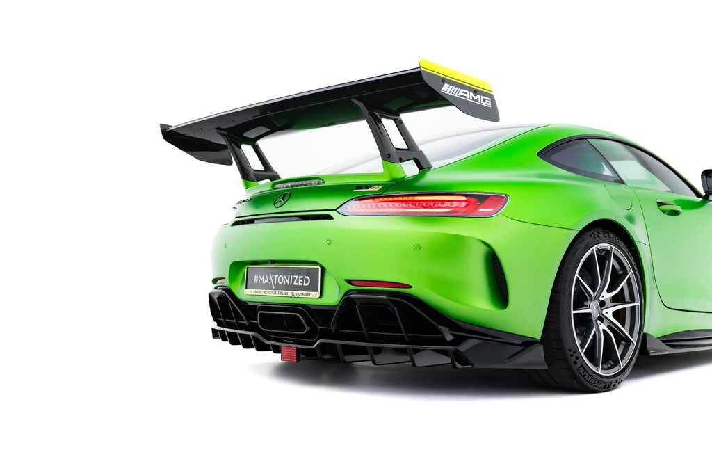 Maxton Design Street+ Mittlerer Diffusor RACE passend für + LED Mercedes-AMG GT R C190 Facelift