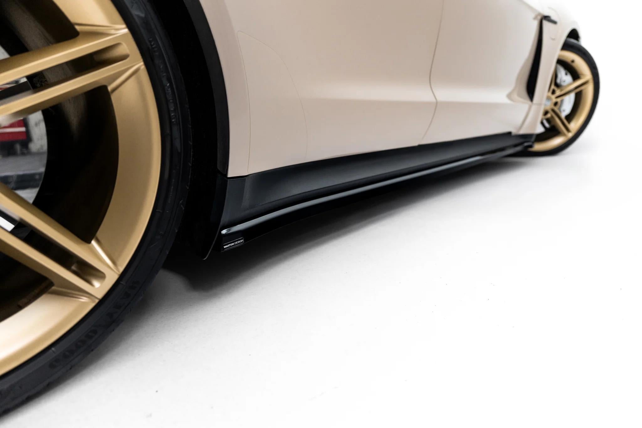 Maxton Design Street+ Seitenschweller Leisten Passend für Porsche Taycan / Taycan 4 / Taycan 4S / Taycan Gts Mk1 Schwarz Hochglanz