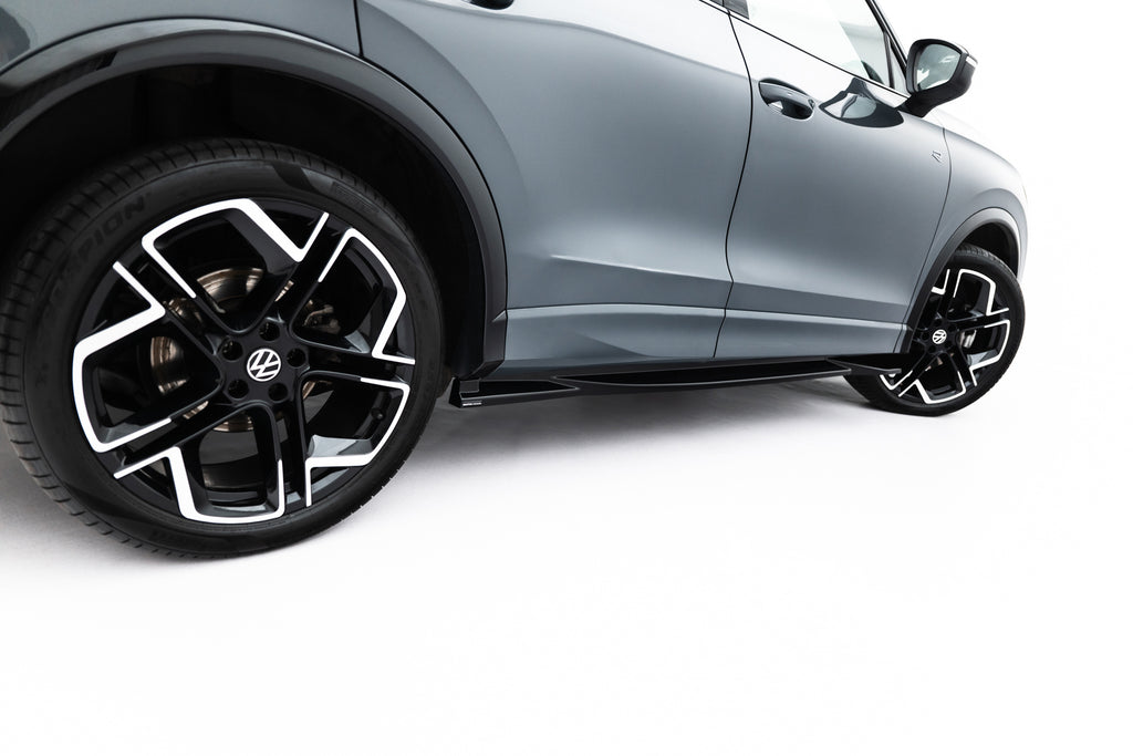 Maxton Design Street+ Seitenschweller Leisten passend für VW Tiguan R-Line Mk3 schwarz Hochglanz