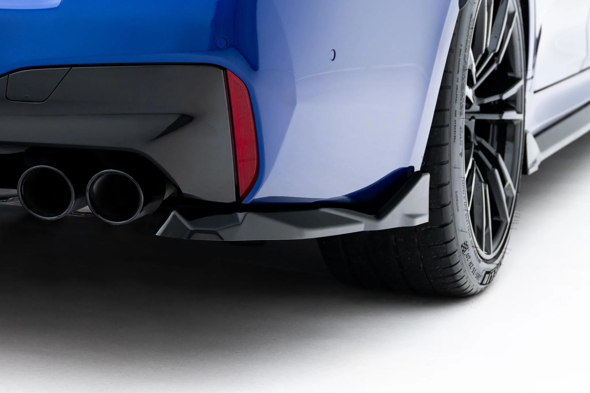 Maxton Design Heck Ansatz Flaps Diffusor V.2 passend für BMW M5 F90 schwarz Hochglanz