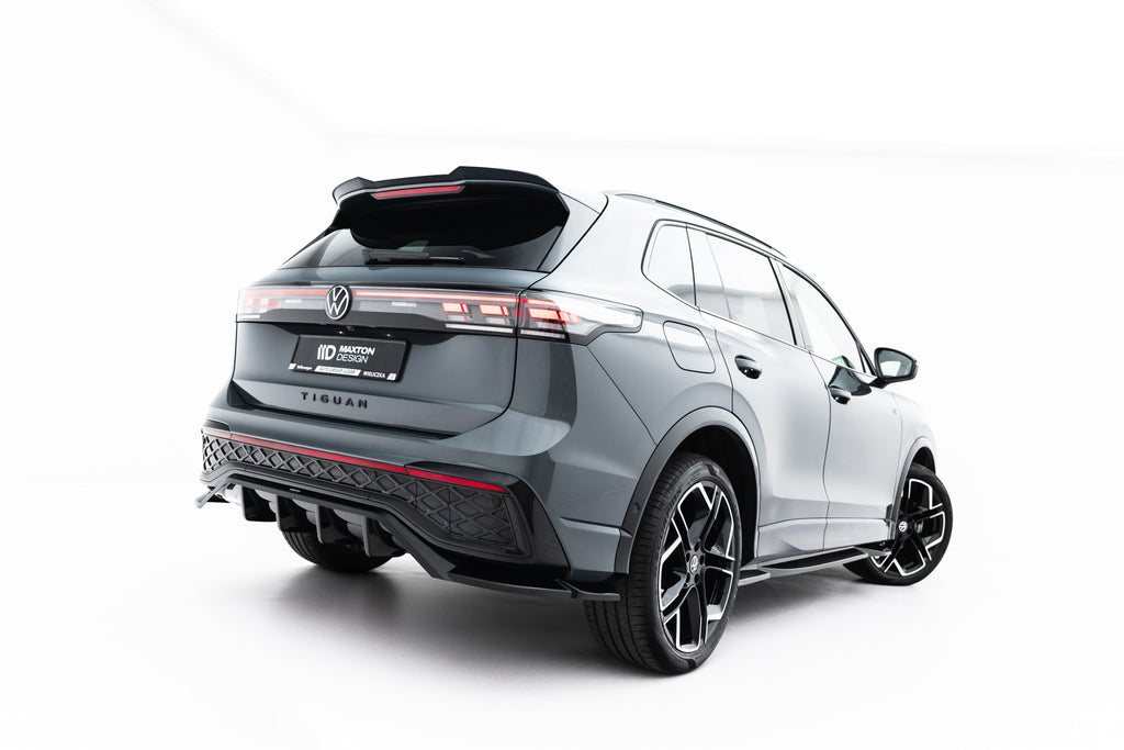 Maxton Design Street+ Mittlerer Diffusor RACE passend für VW Tiguan R-Line Mk3 schwarz Hochglanz
