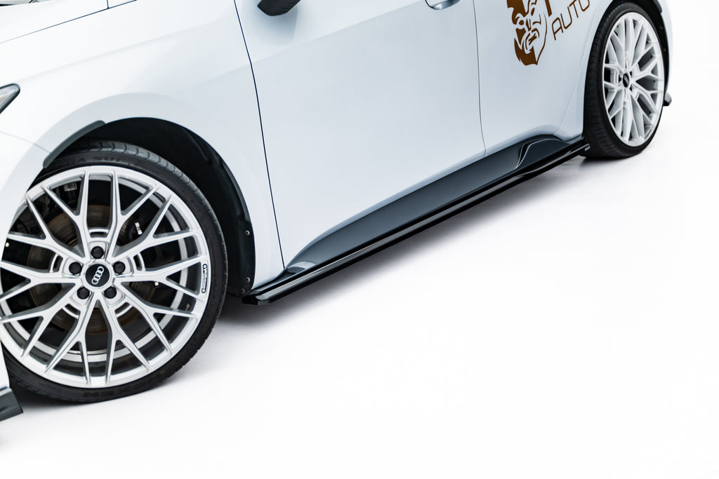 Maxton Design Street+ Seitenschweller Leisten passend für Cupra Born Mk1 schwarz Hochglanz