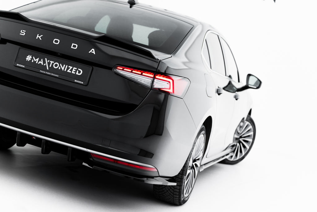 Maxton Design Heck Ansatz Flaps Diffusor V.1 passend für Skoda Superb Sportline Mk4 schwarz Hochglanz