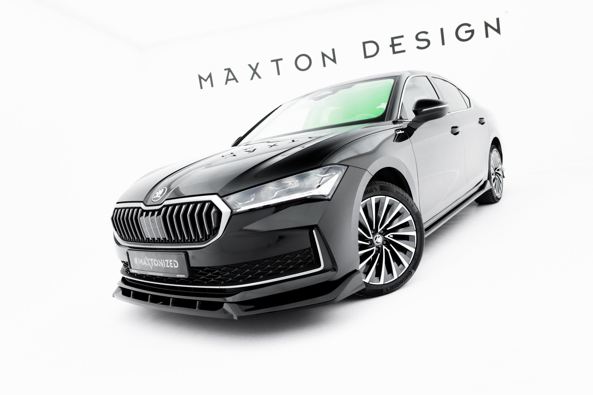 Maxton Design Street+ Spoilerlippe Front Ansatz V.2 passend für Skoda Superb Mk4 schwarz Hochglanz