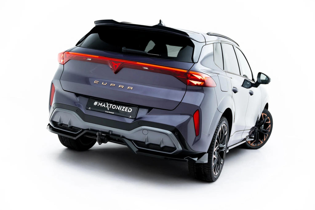 Maxton Design Street+ Mittlerer Diffusor RACE passend für V.3 Cupra Terramar Mk1 (mit AHK) schwarz Hochglanz