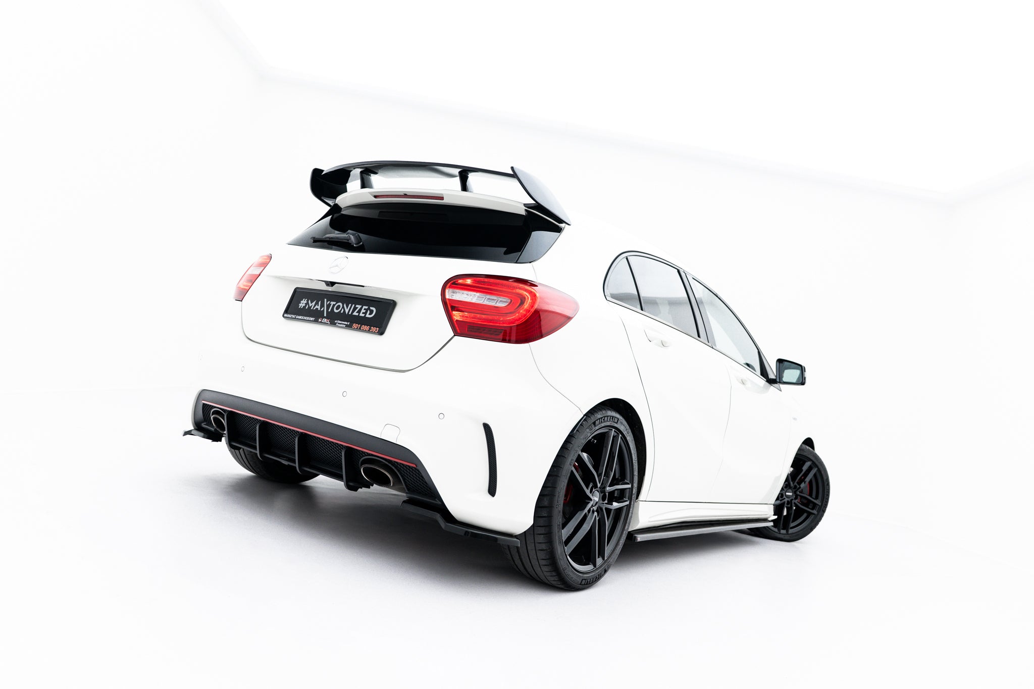 Maxton Design Street Pro Heckschürze passend für Mercedes-Benz A AMG-Line W176