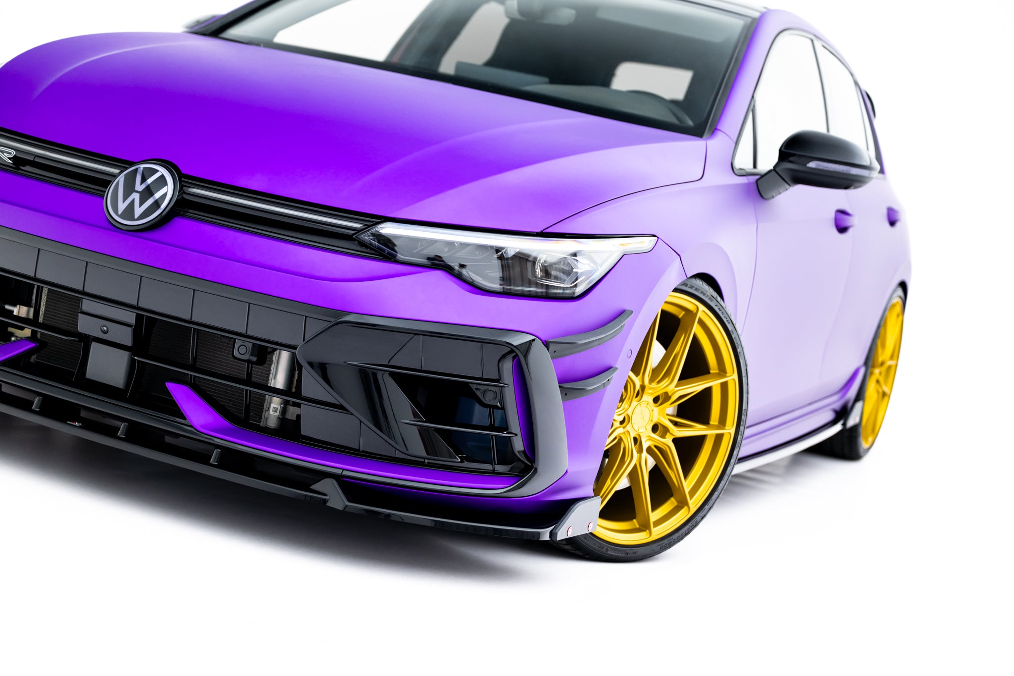 Maxton Design Street+ Spoilerlippe Front Ansatz V.3 + Flaps passend für VW Golf R Hatchback / Variant Mk8 Facelift