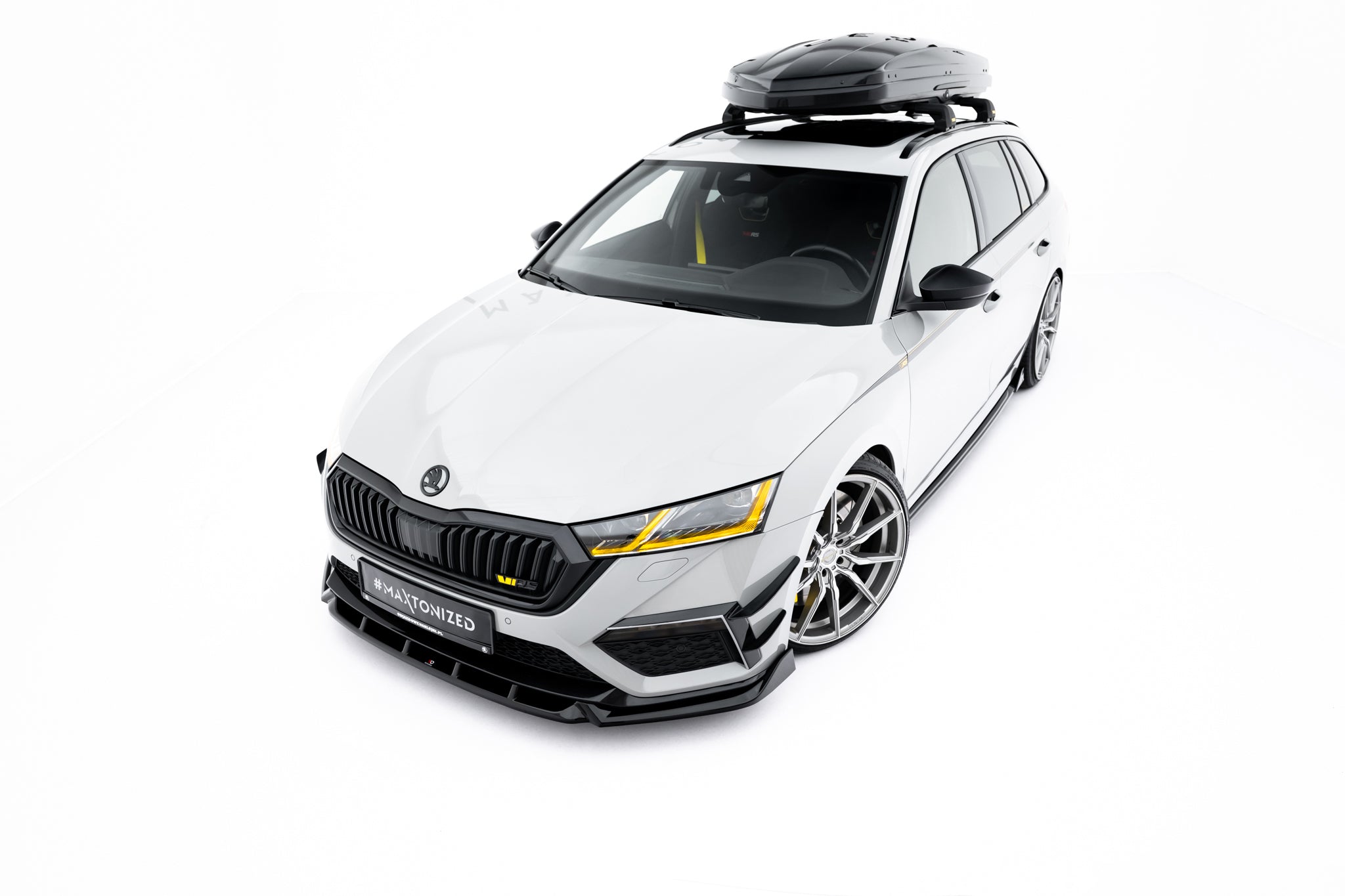 Maxton Design Street+ Spoilerlippe Front Ansatz V.5 passend für Skoda Octavia RS Mk4 schwarz Hochglanz