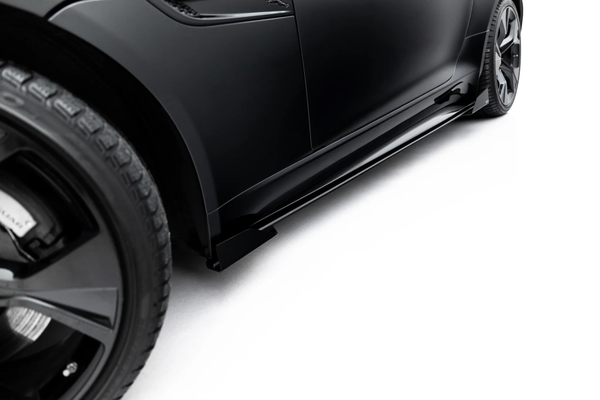 Maxton Design Street Pro Street+ Seitenschweller Leisten + Flaps Passend für Jaguar F-Type X152 Facelift 2 Schwarz Hochglanz