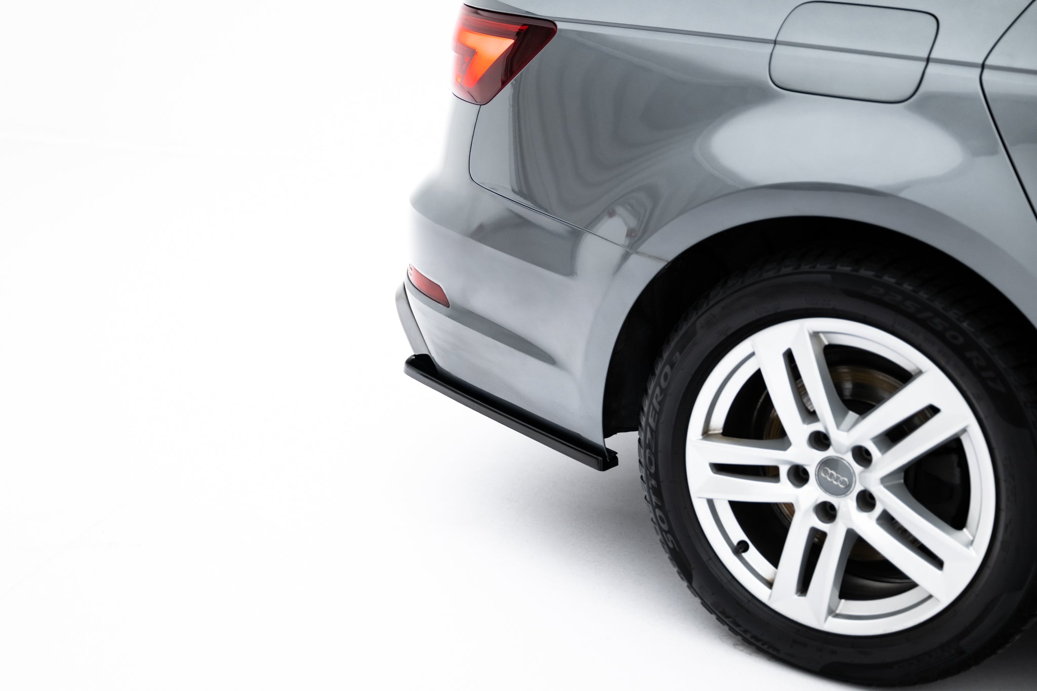 Maxton Design Heck Ansatz Flaps Diffusor passend für Audi A4 / A4 S-Line / S4 Limousine / Avant B9 schwarz Hochglanz