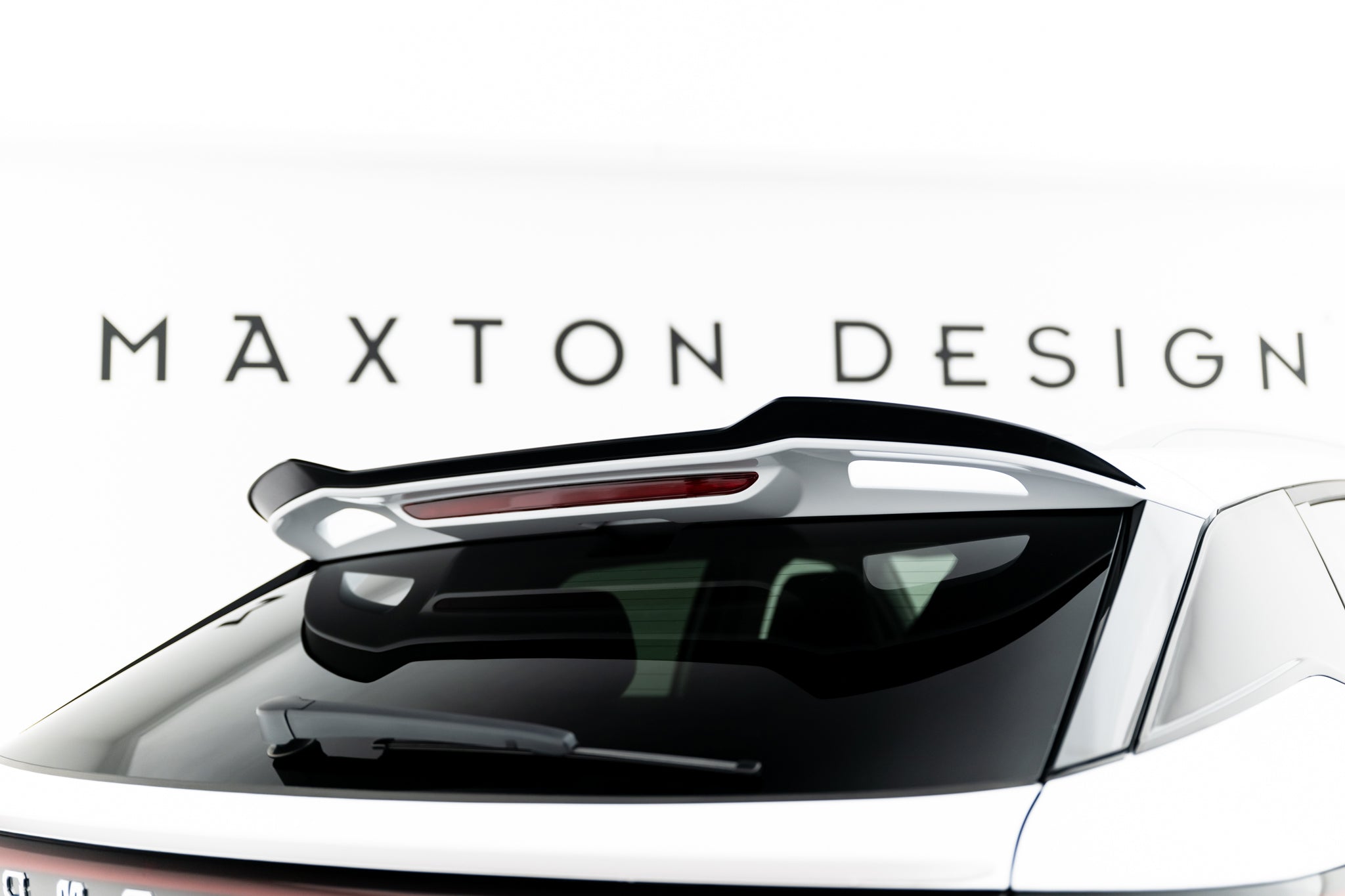 Maxton Design Spoiler CAP passend für Omoda 5 Mk1 schwarz Hochglanz