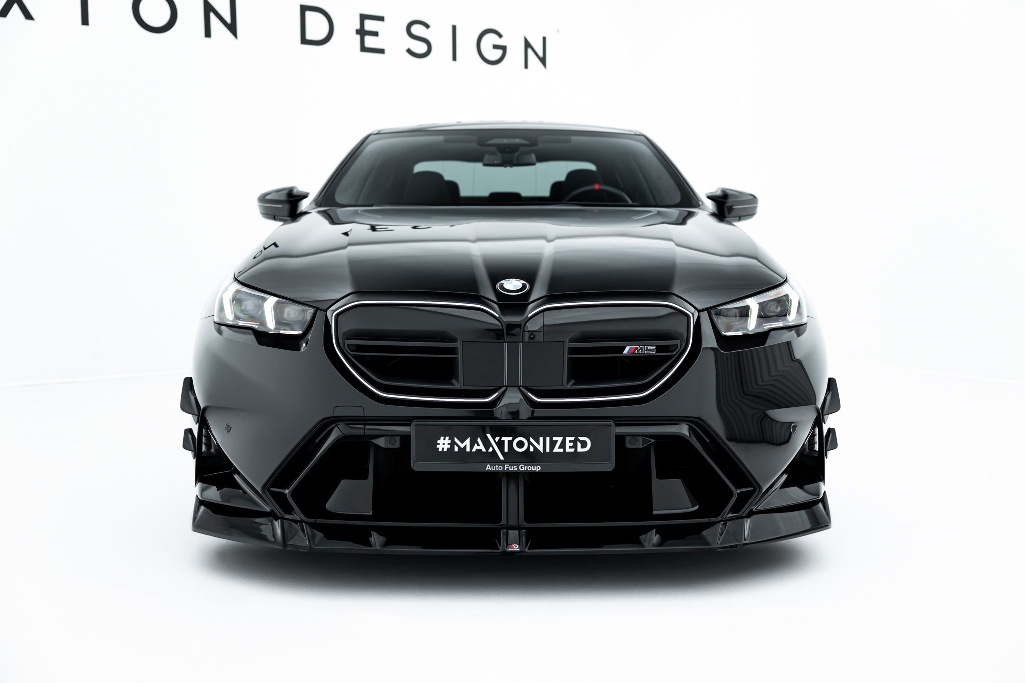 Maxton Design Street+ Spoilerlippe Front Ansatz V.1 passend für BMW M5 Limousine / Touring G90 schwarz Hochglanz